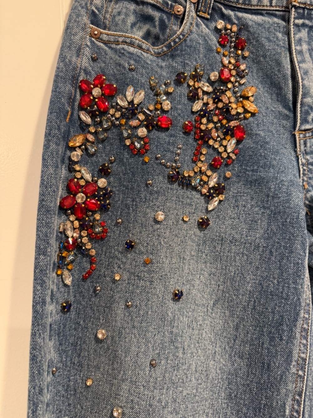 Alice + Olivia Amazing Crystal Embellished Detail Baggy Wide Leg Jeans size 26 - Picture 3 of 10